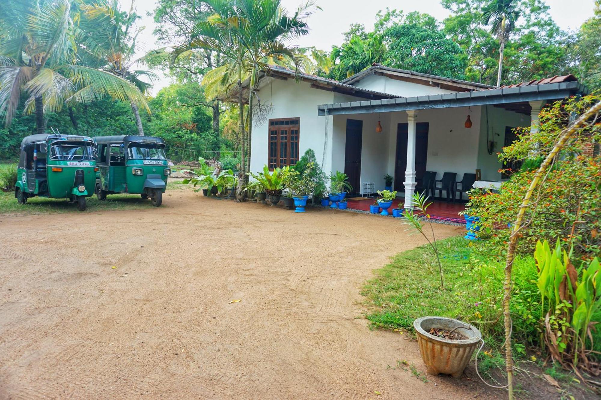 Sashini Homestay Sigiriya Luaran gambar